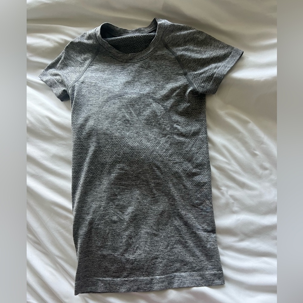 Lululemon Swiftly Tech